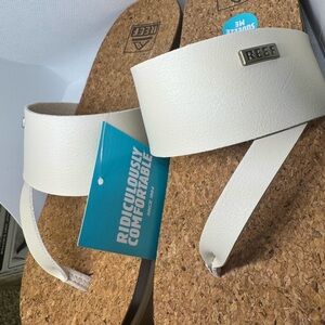 Reef White Woman’s Sandals